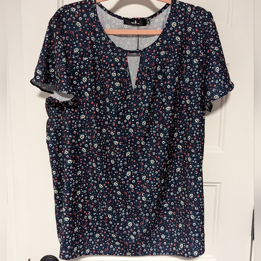 Ditzy Floral Top